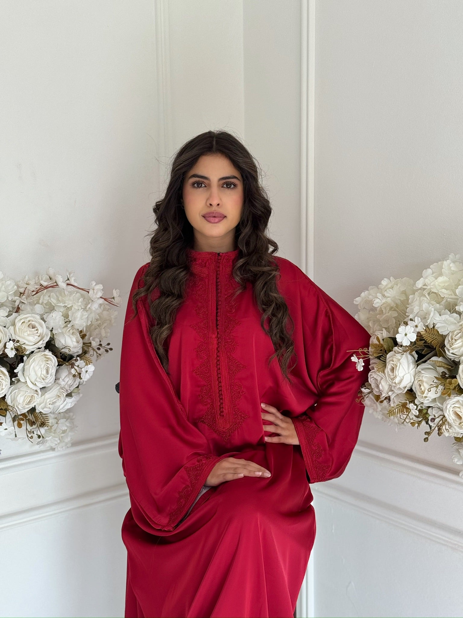 Full-length Gandoura Miranda Moroccan bridal caftan in satin.