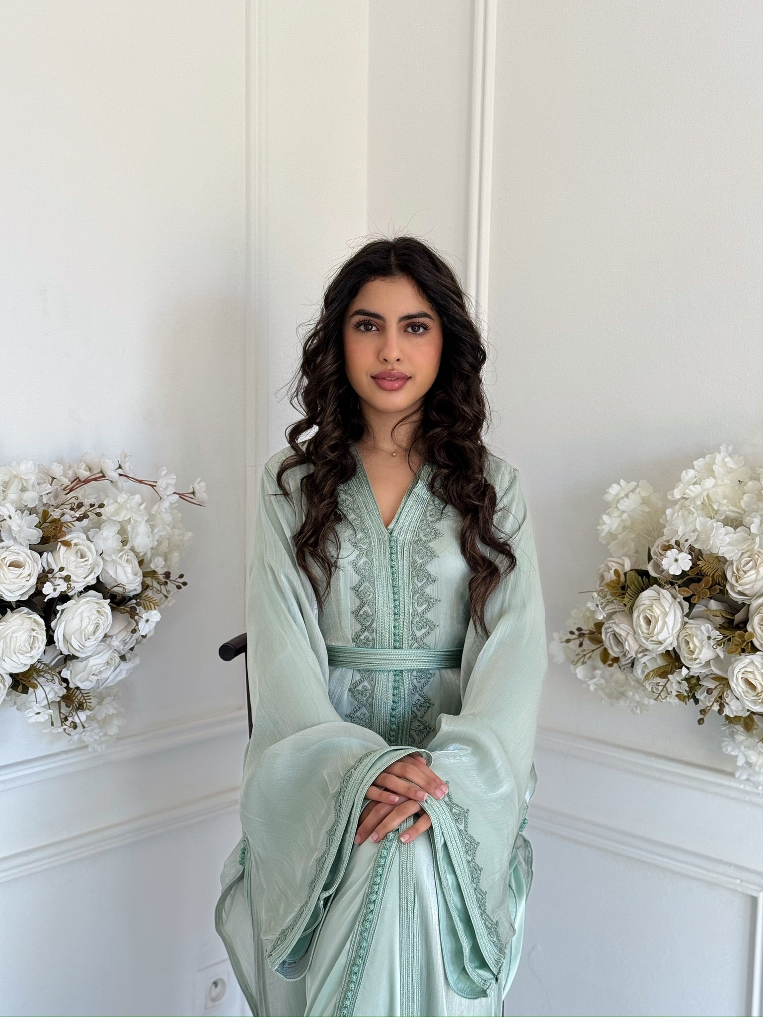 Luxury mint green Moroccan takchita – Takchita Naima front view