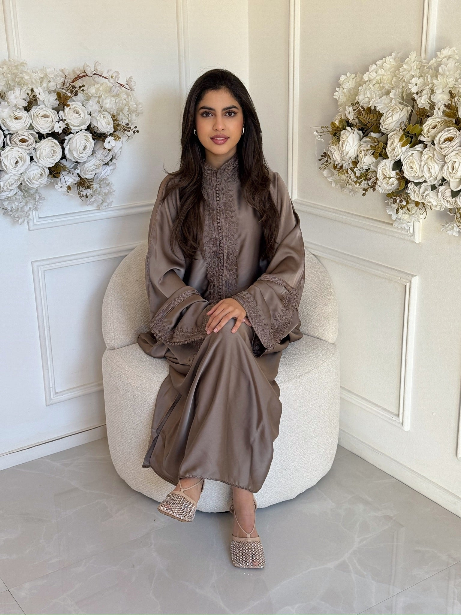 Luxury Moroccan gandoura for women with a modest and timeless design.