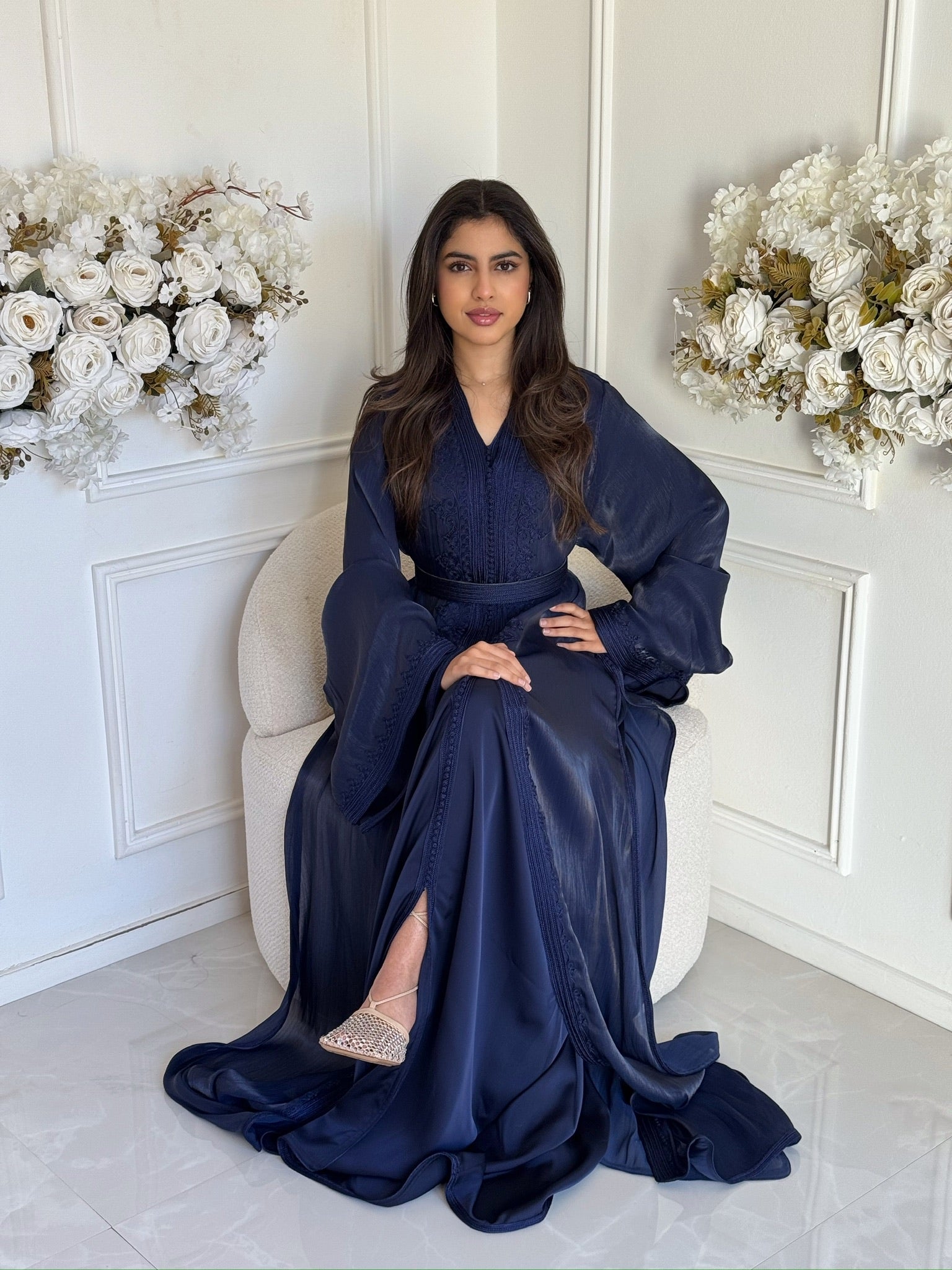 Elegant Moroccan takchita for women, perfect for weddings and formal events.