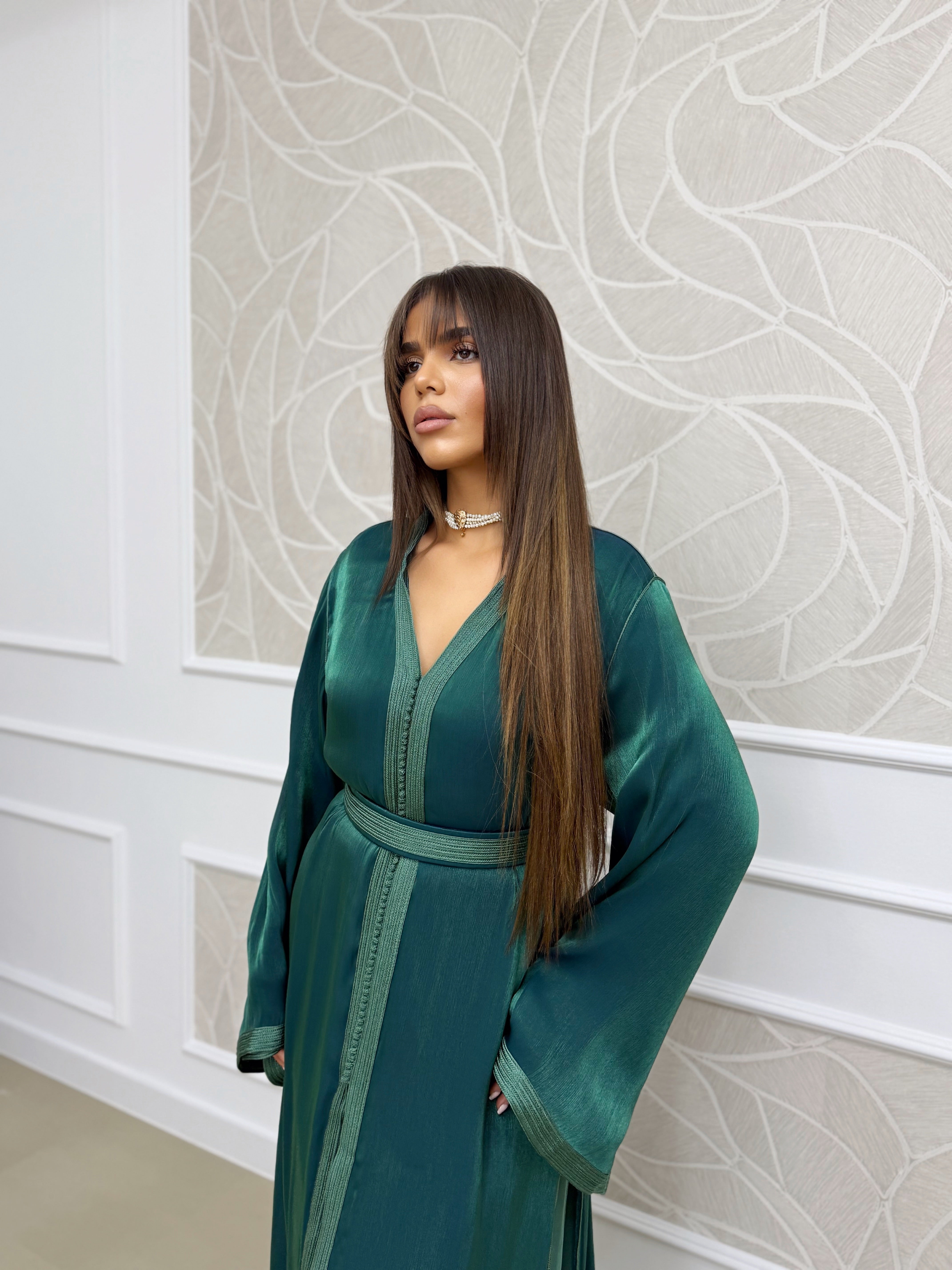 Takchita Samah - Classy & Fabb