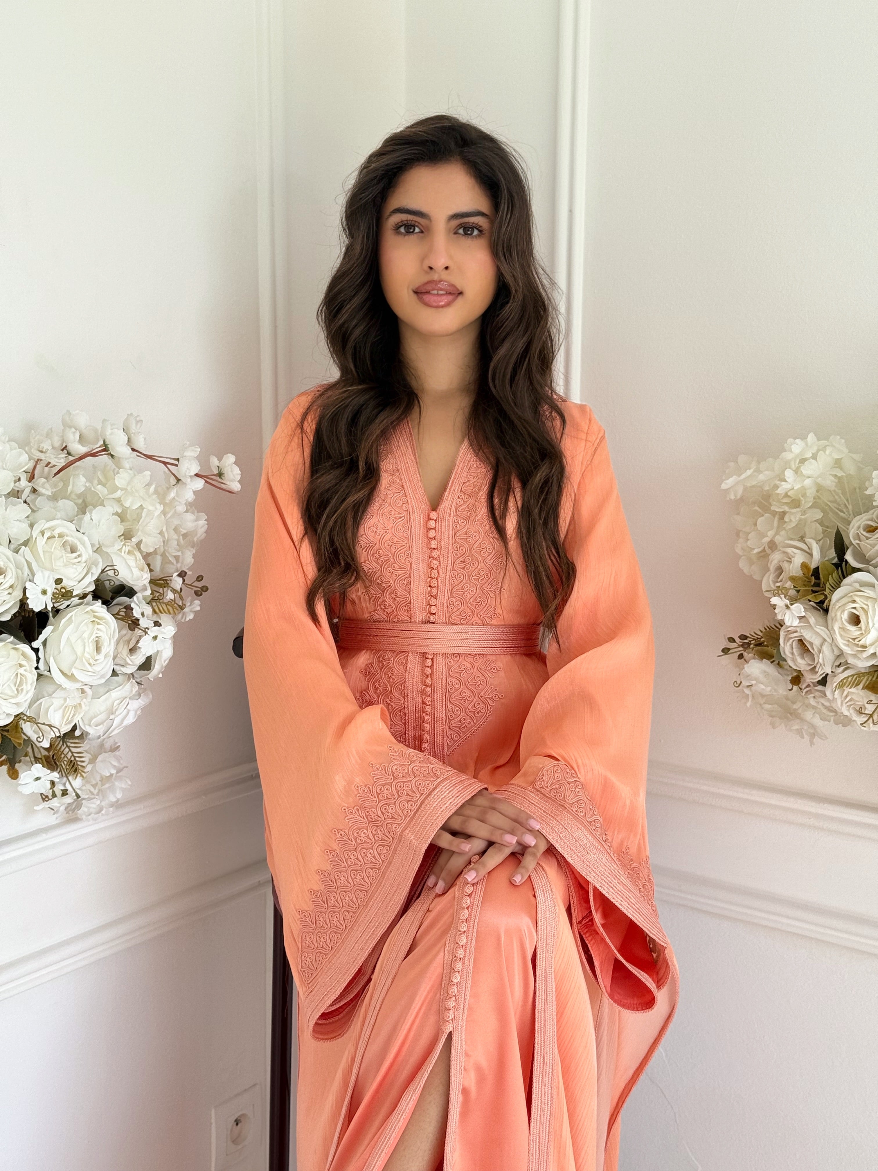 Takchita Loujain - Classy & Fabb