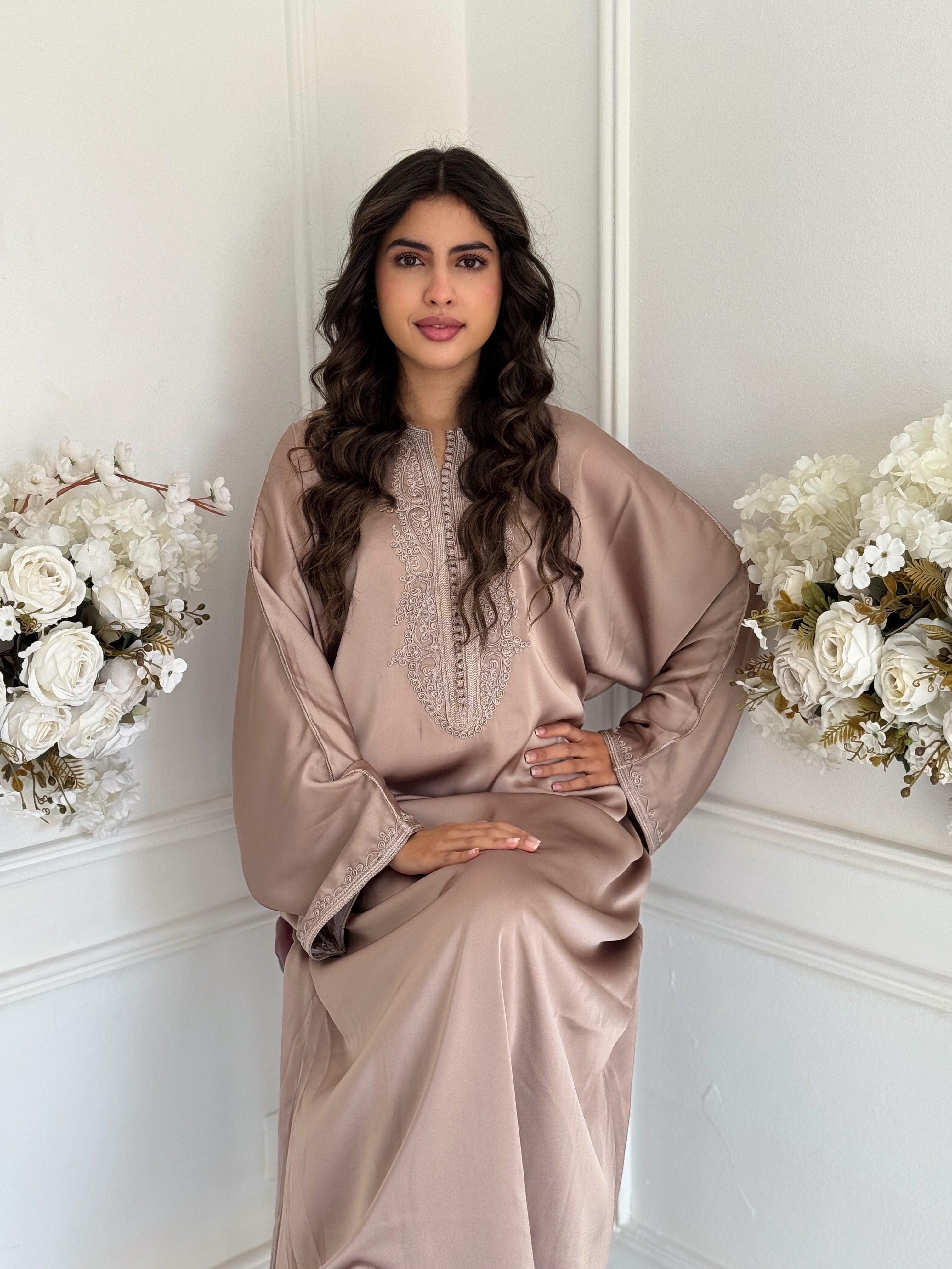 Close-up of Gandoura Ritaj embroidery and Arabic sfifa details